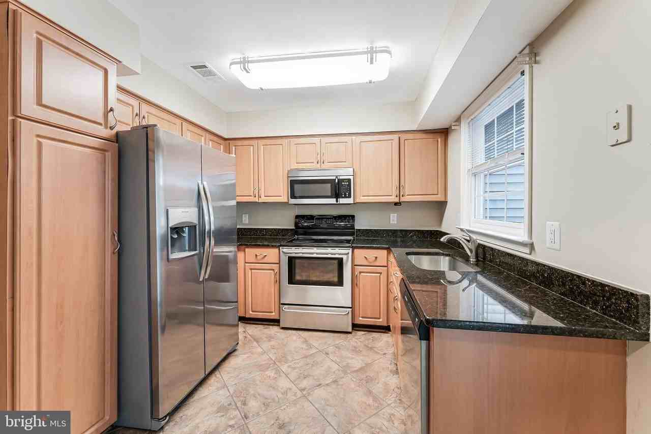 8475 Canyon Oak Dr - Photo 6 of 27