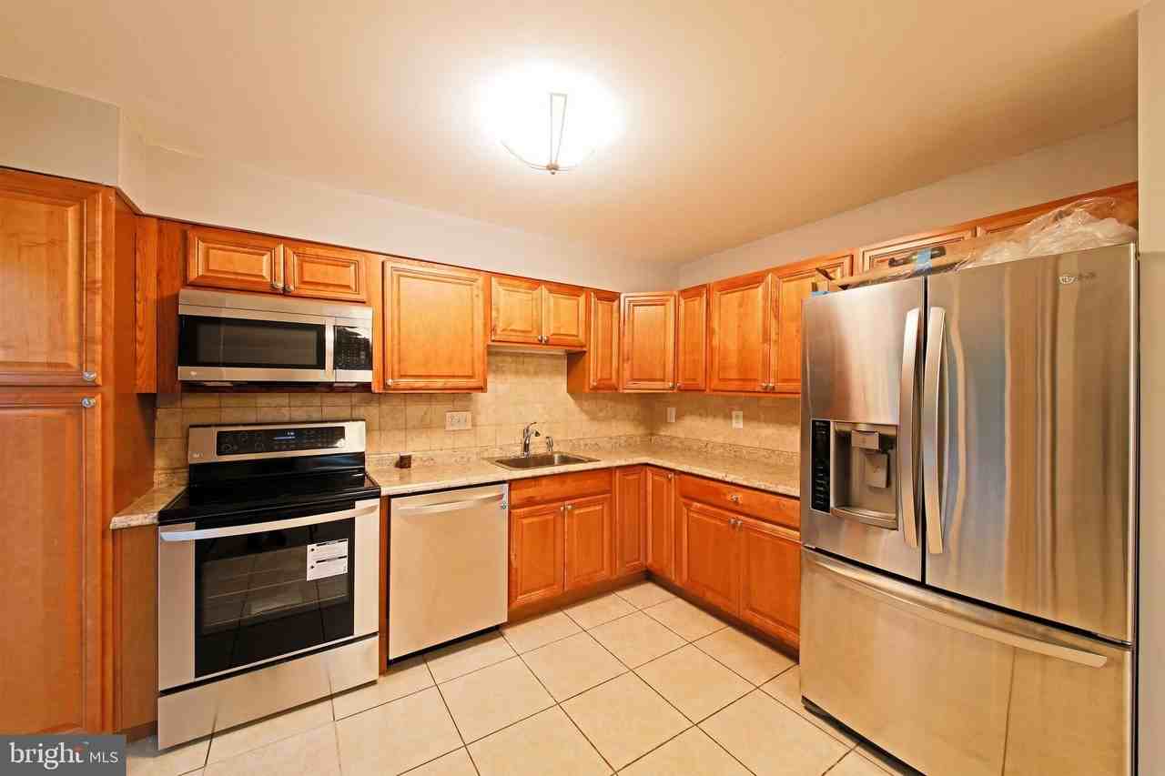 3334 Webley Ct - Photo 6 of 30