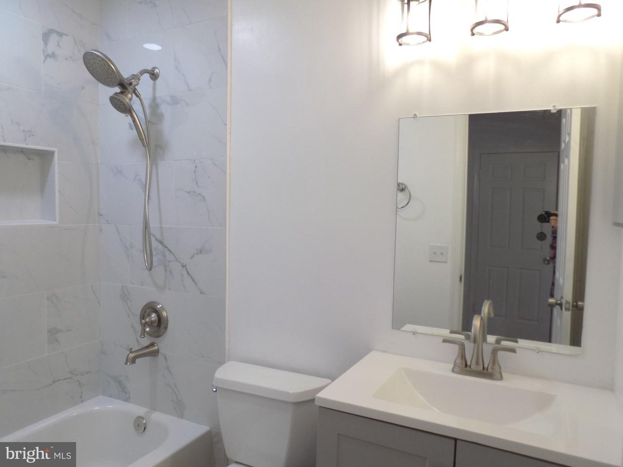 10598 Reeds Landing Cir - Photo 6 of 14