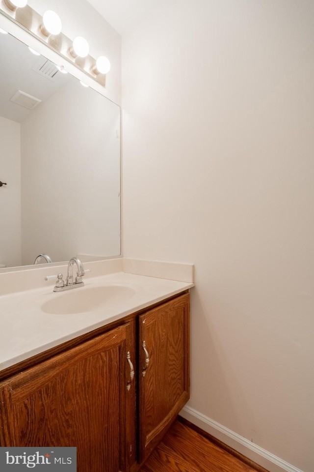 14167 Royal Oak Ln - Photo 3 of 31
