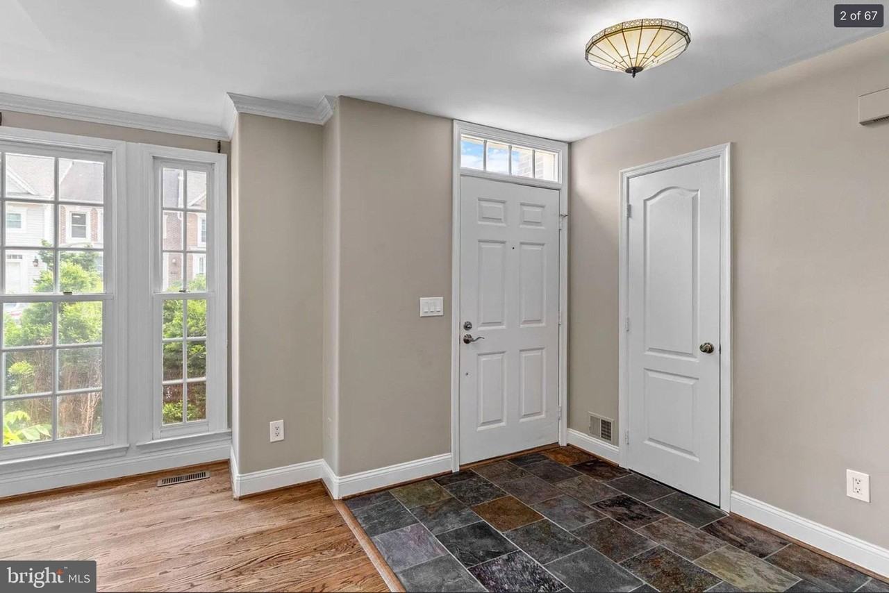 3906 Valley Ridge Dr - Photo 2 of 50