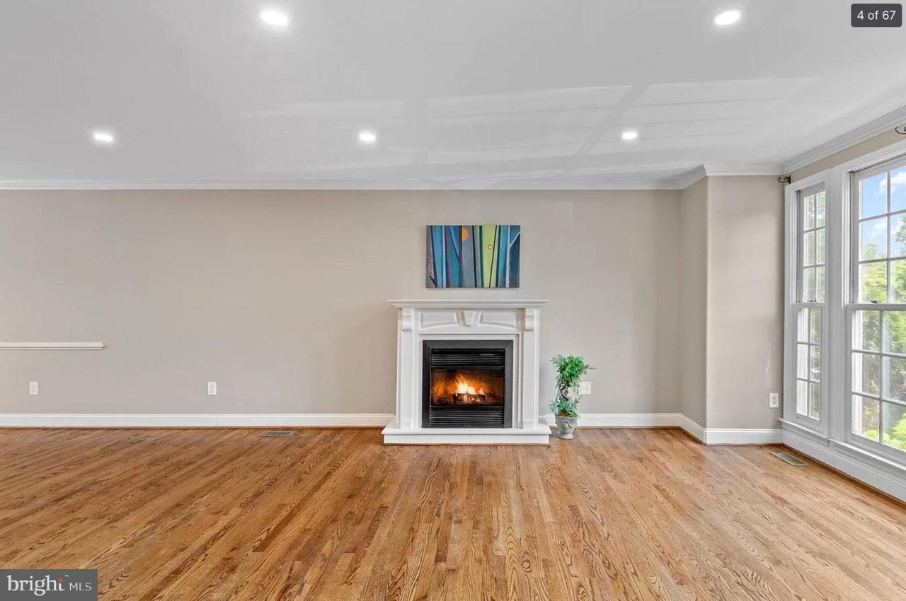3906 Valley Ridge Dr - Photo 4 of 50