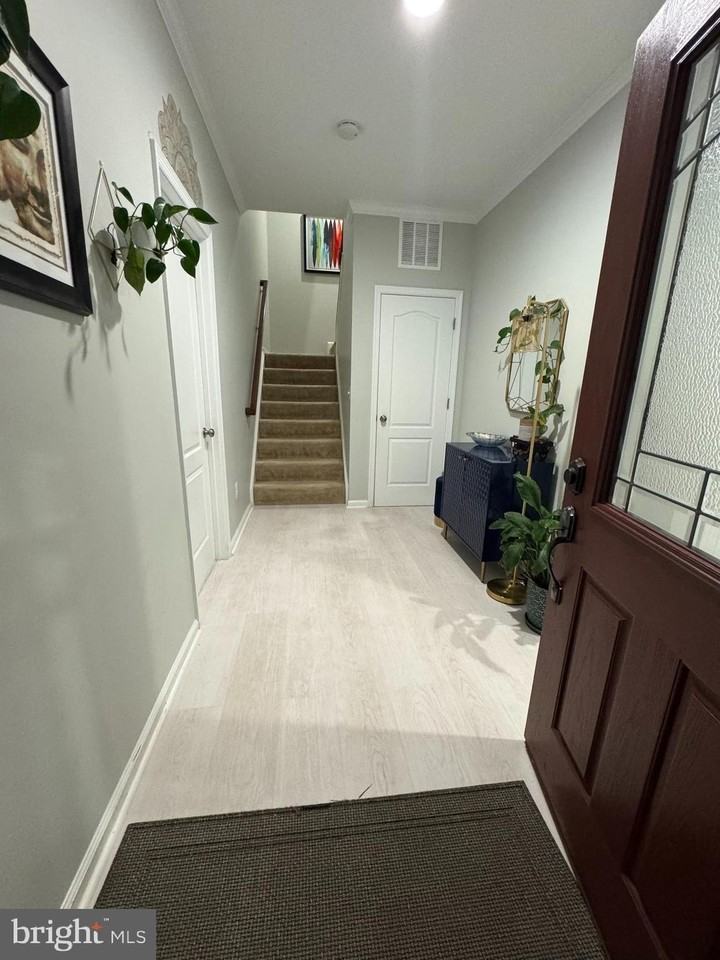 23595 Kingsdale Ter - Photo 3 of 42