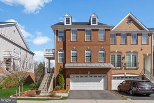 43245 Mitcham Sq - Photo 1 of 1