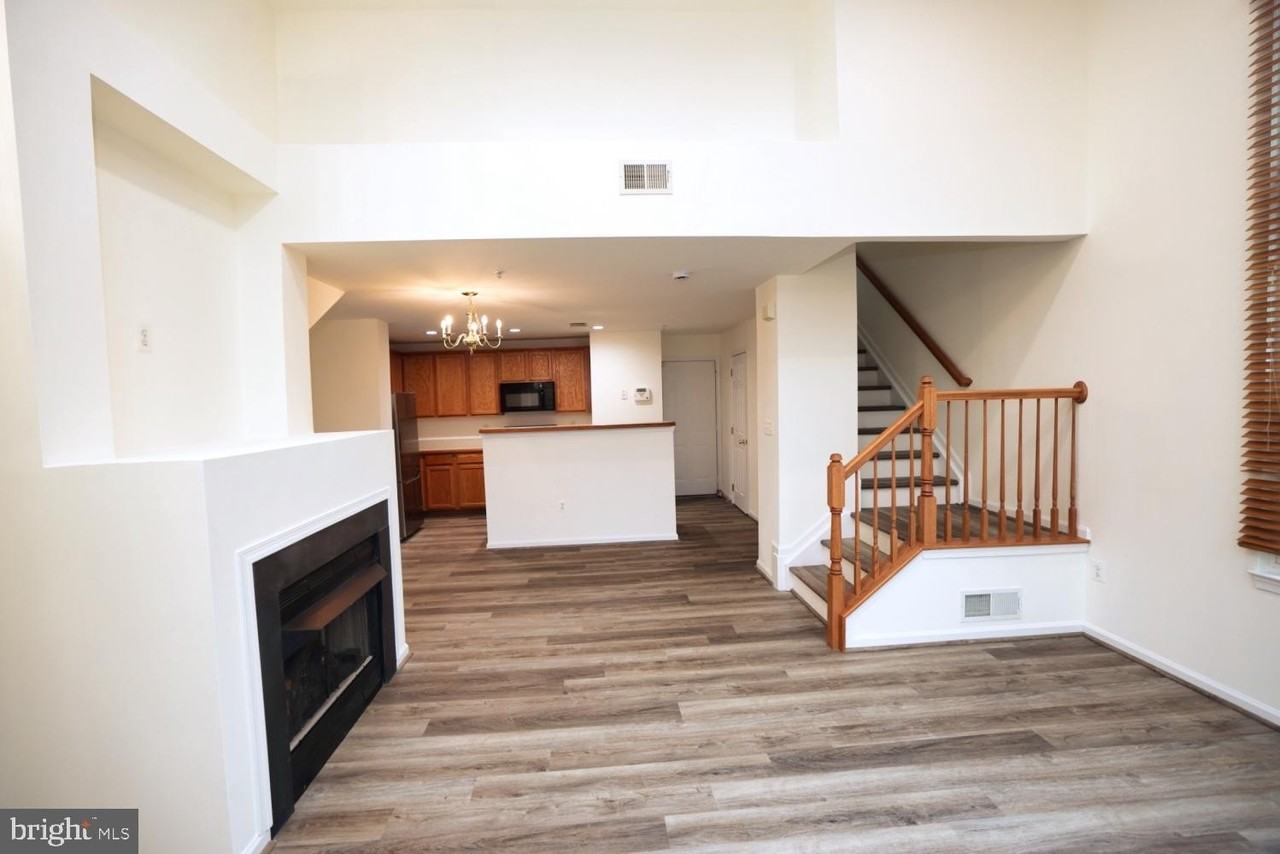 42309 Onyx Ter - Photo 4 of 29