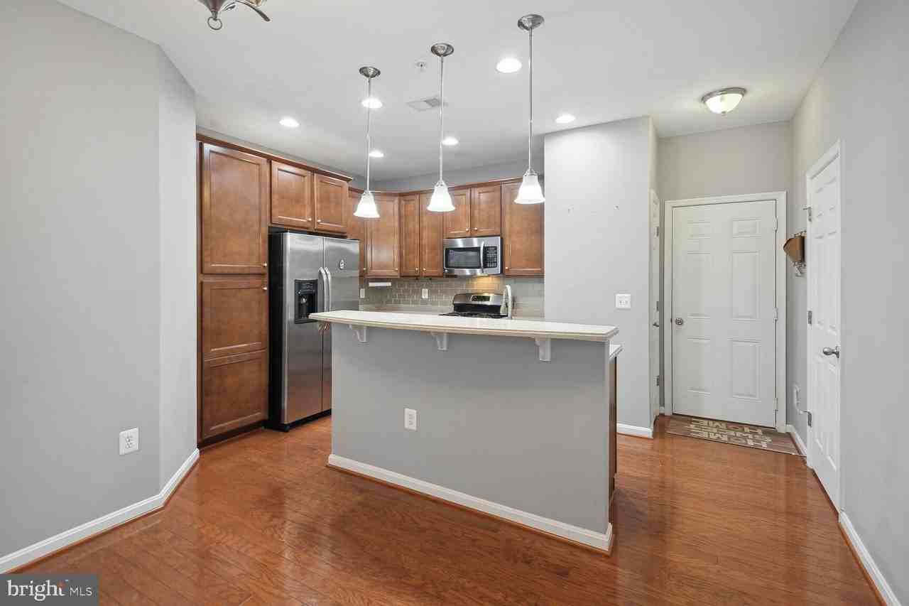 9538 Mine Gap Way - Photo 6 of 25