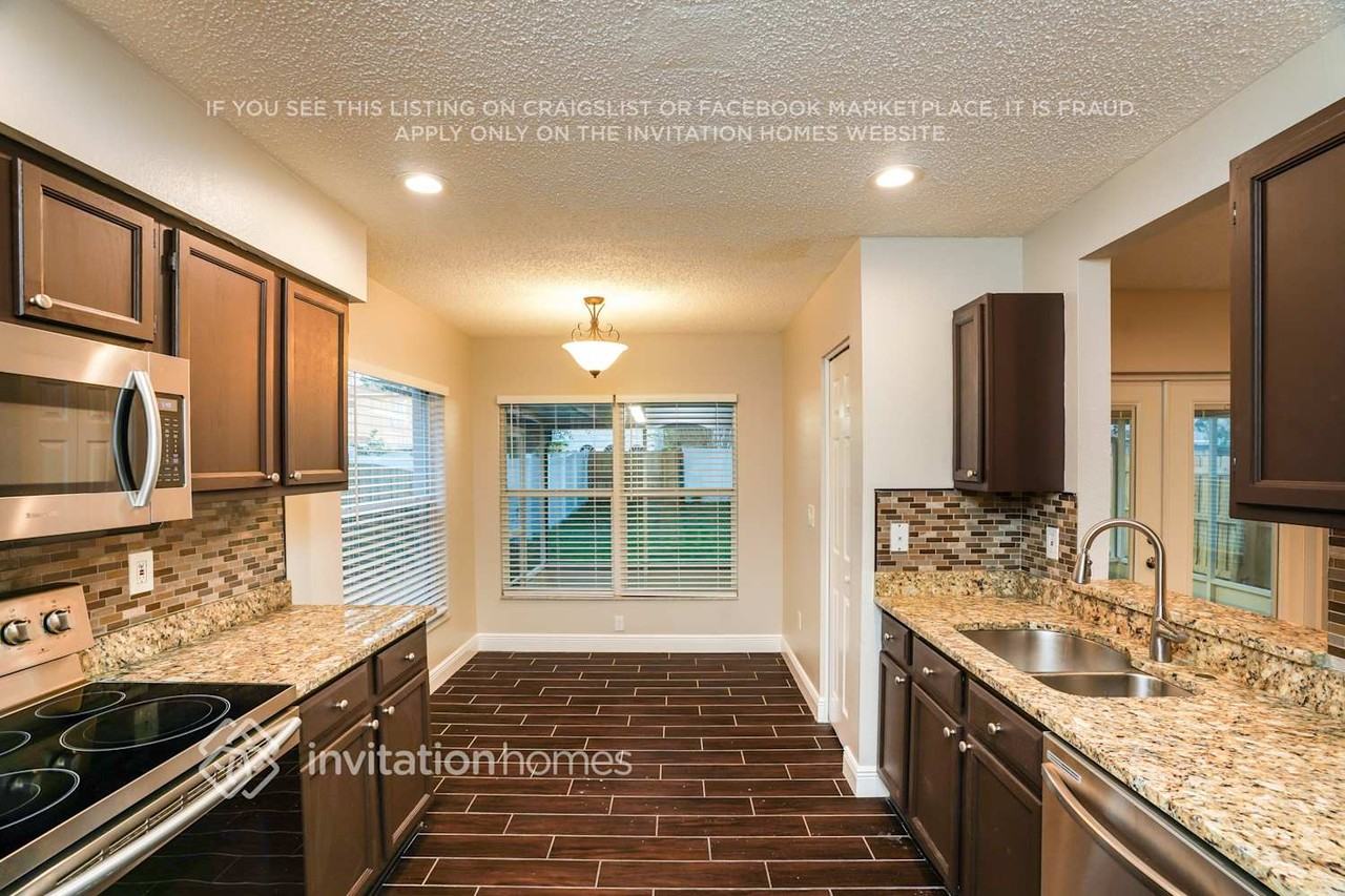 1608 Prowmore Dr - Photo 6 of 16