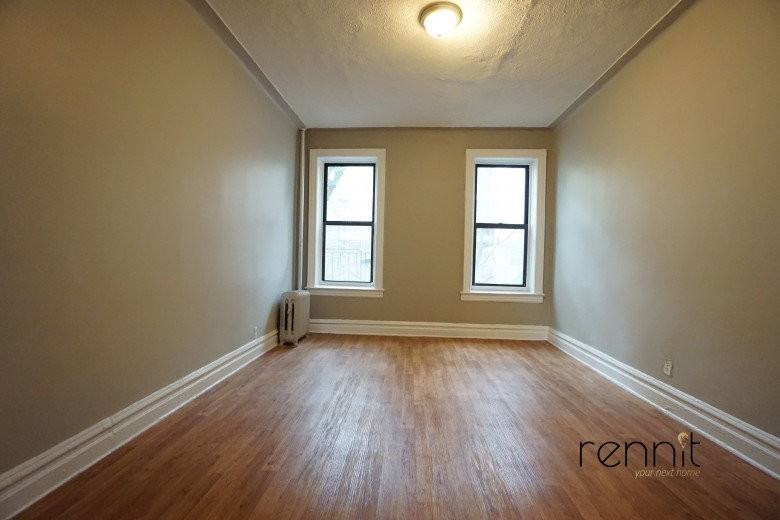 43rd St #D2 - Photo 2 of 8