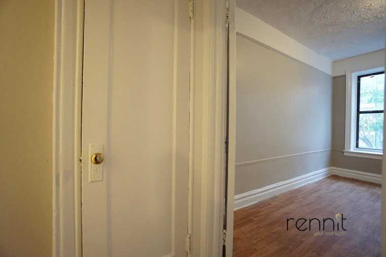 43rd St #D2 - Photo 6 of 8