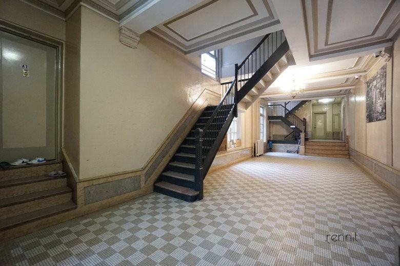 43rd St #D3 - Photo 6 of 8