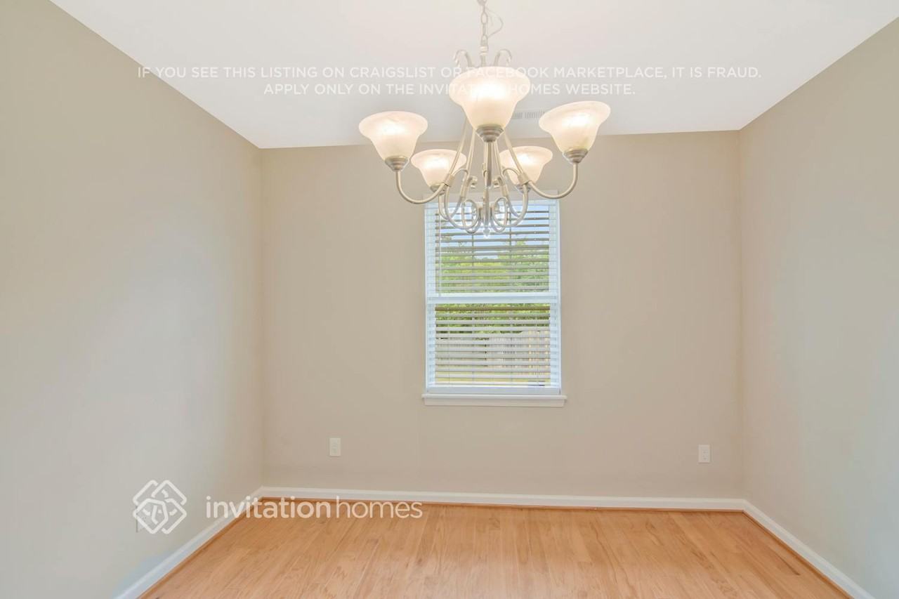 107 Knightwood Dr - Photo 5 of 20
