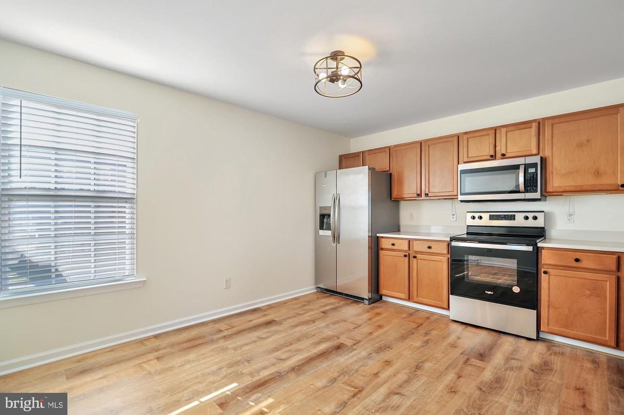 311 Paradee Dr - Photo 6 of 23