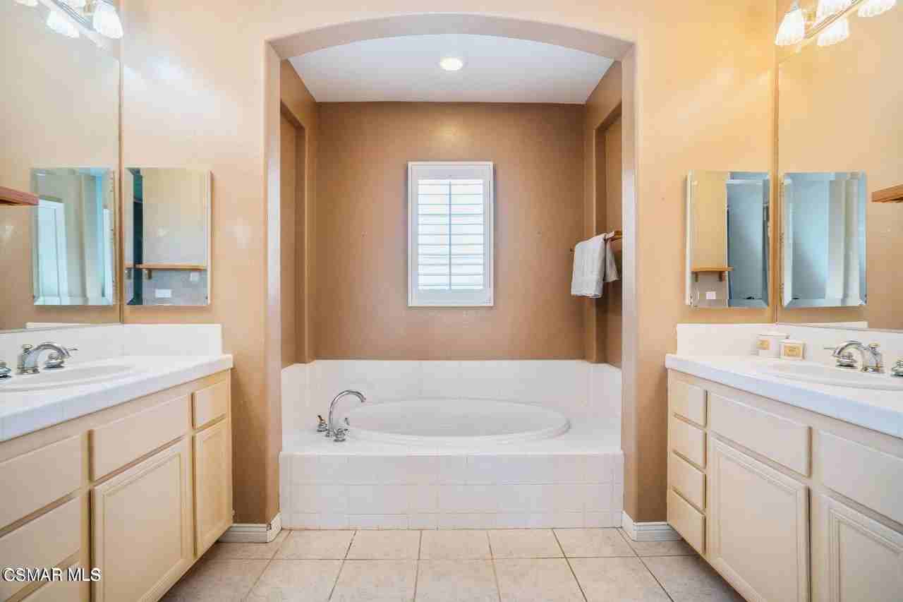 456 Calle Veracruz - Photo 4 of 25