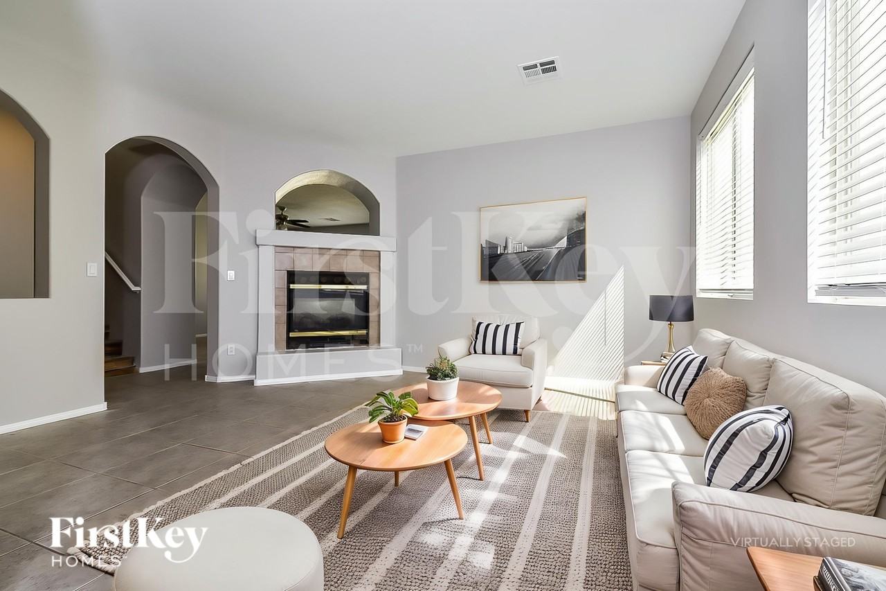 4730 Cliff Palace Ct - Photo 4 of 18