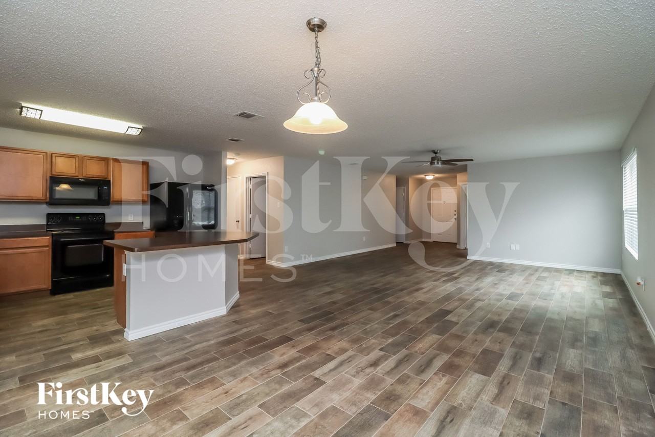 6200 Winnebago Ct - Photo 6 of 15