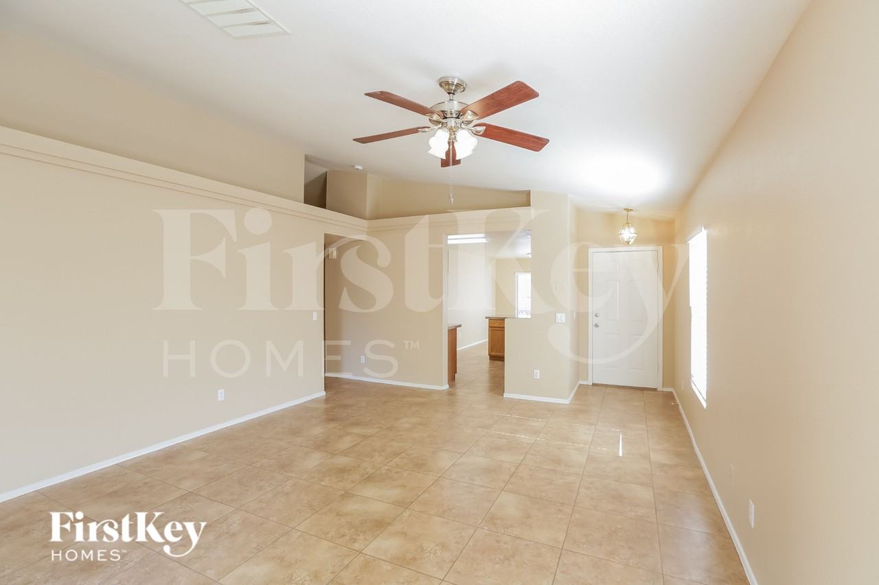 13015 W Via Camille - Photo 5 of 17