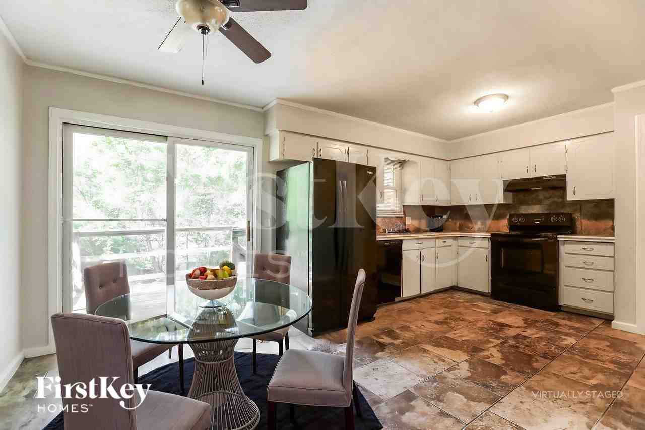 1805 S Speas Dr - Photo 6 of 19