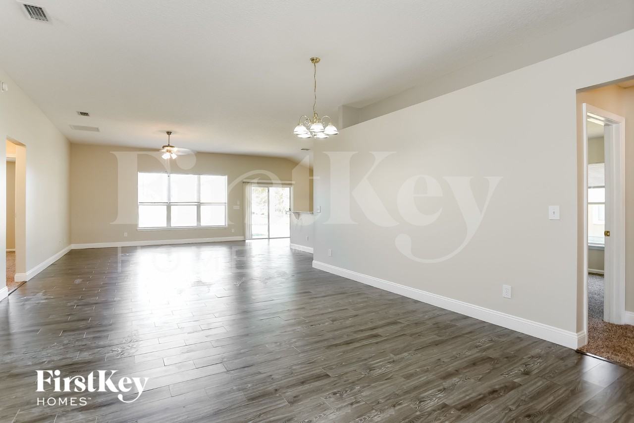 13760 Fish Eagle Dr W - Photo 4 of 15