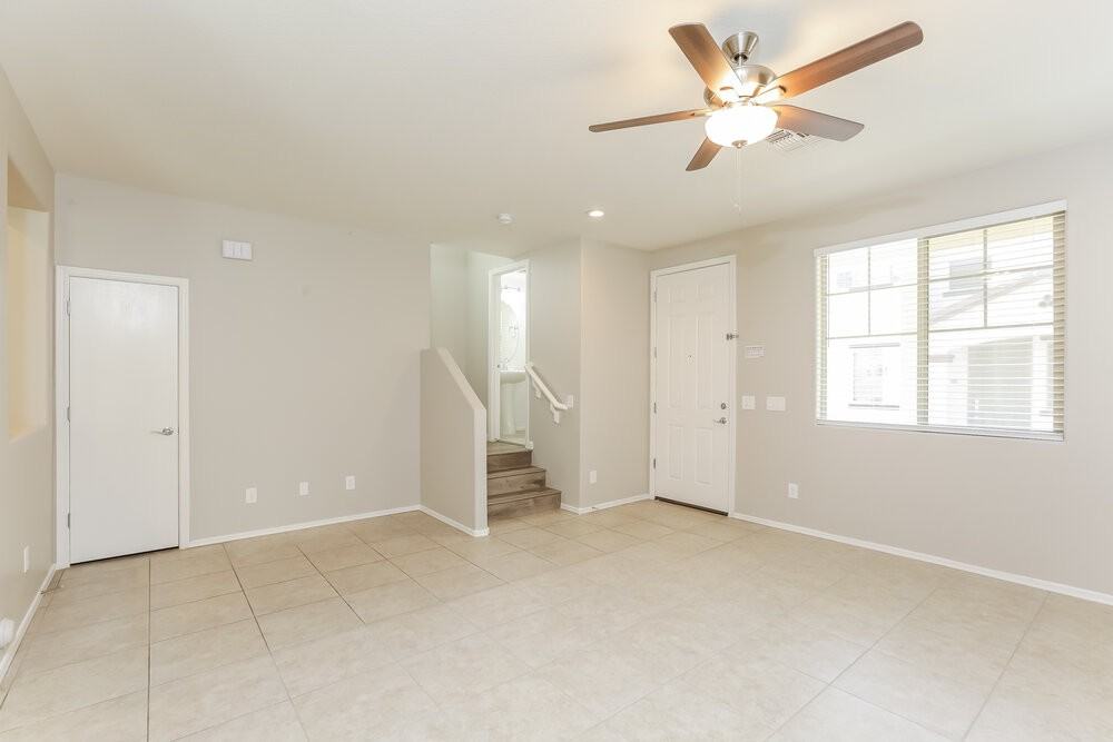 2670 N 73rd Dr - Photo 5 of 17