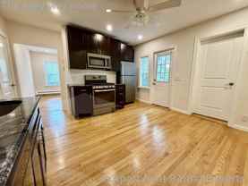 17 Oxford St #1 - Photo 1 of 1