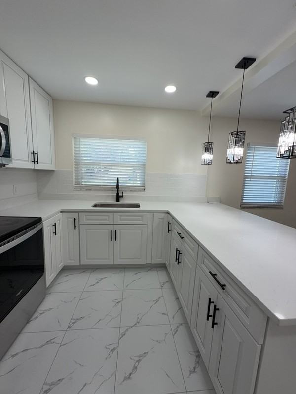 270 W Pineloch Ave #A - Photo 2 of 18
