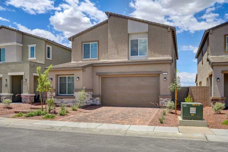 561 Preston Crest St - Photo 2 of 50