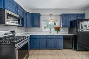 featured image of 41 Berwick Ln