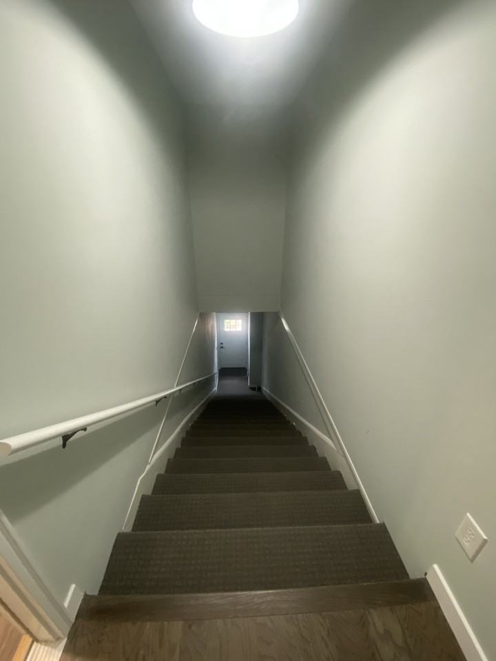 115 N Main Ave Apt A #A - Photo 2 of 12