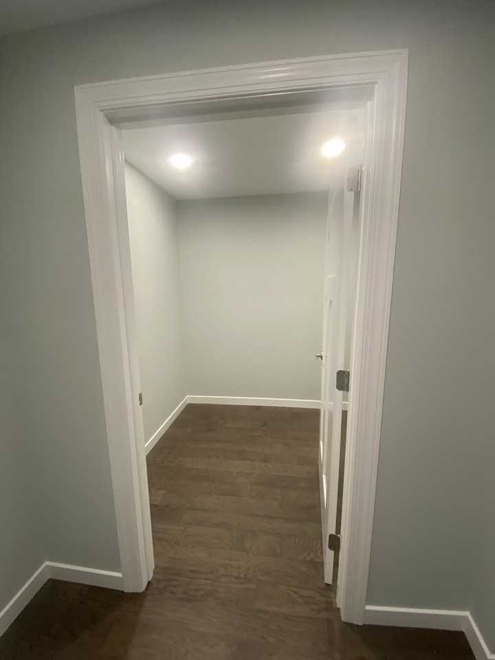 115 N Main Ave Apt A #A - Photo 5 of 12