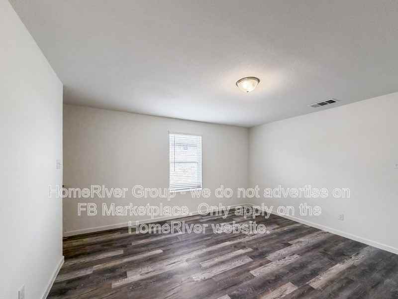 623 Delaware Ave - Photo 5 of 21