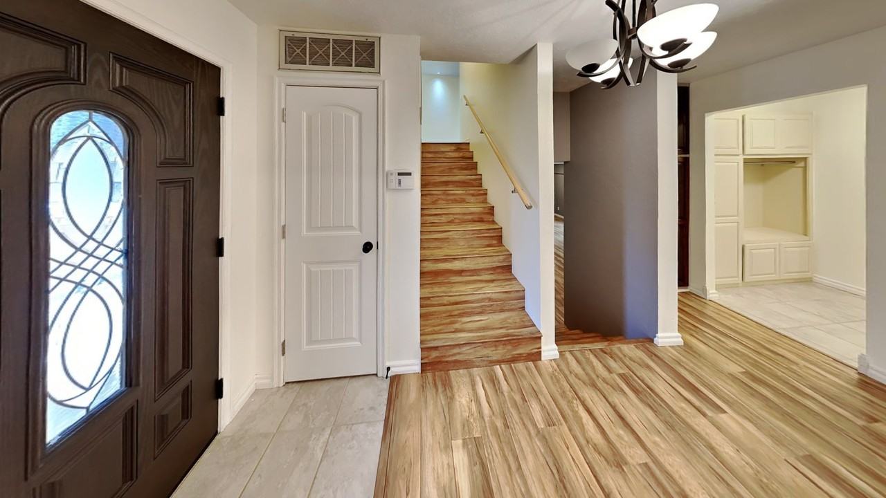 908 East Dr - Photo 4 of 28