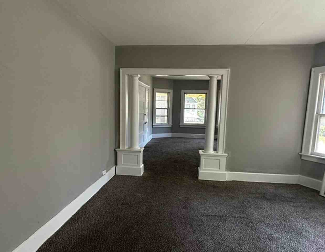 Nice Cozy upstairs unit - Photo 3 of 5