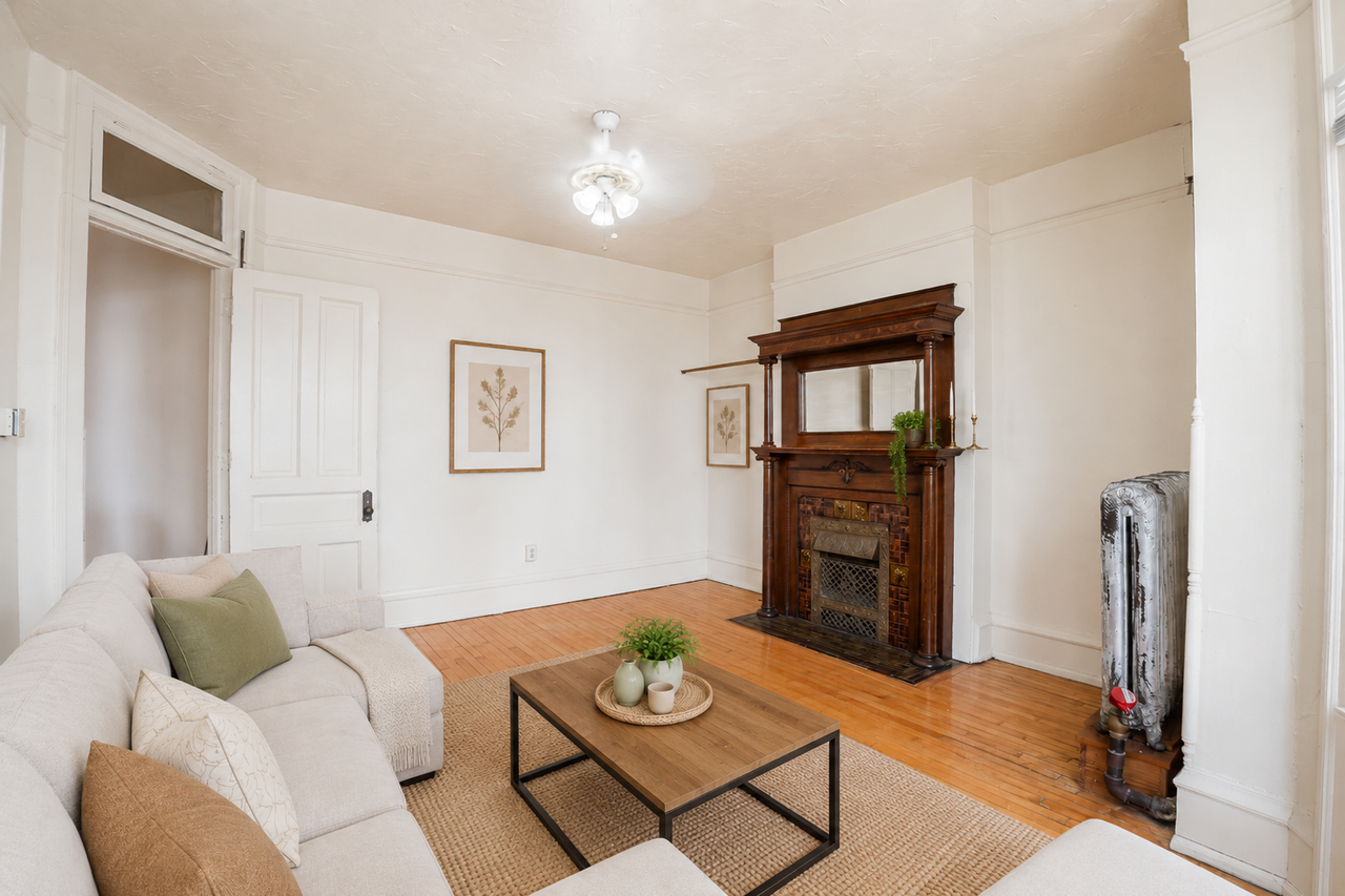 828 N Milwaukee St - Photo 3 of 28
