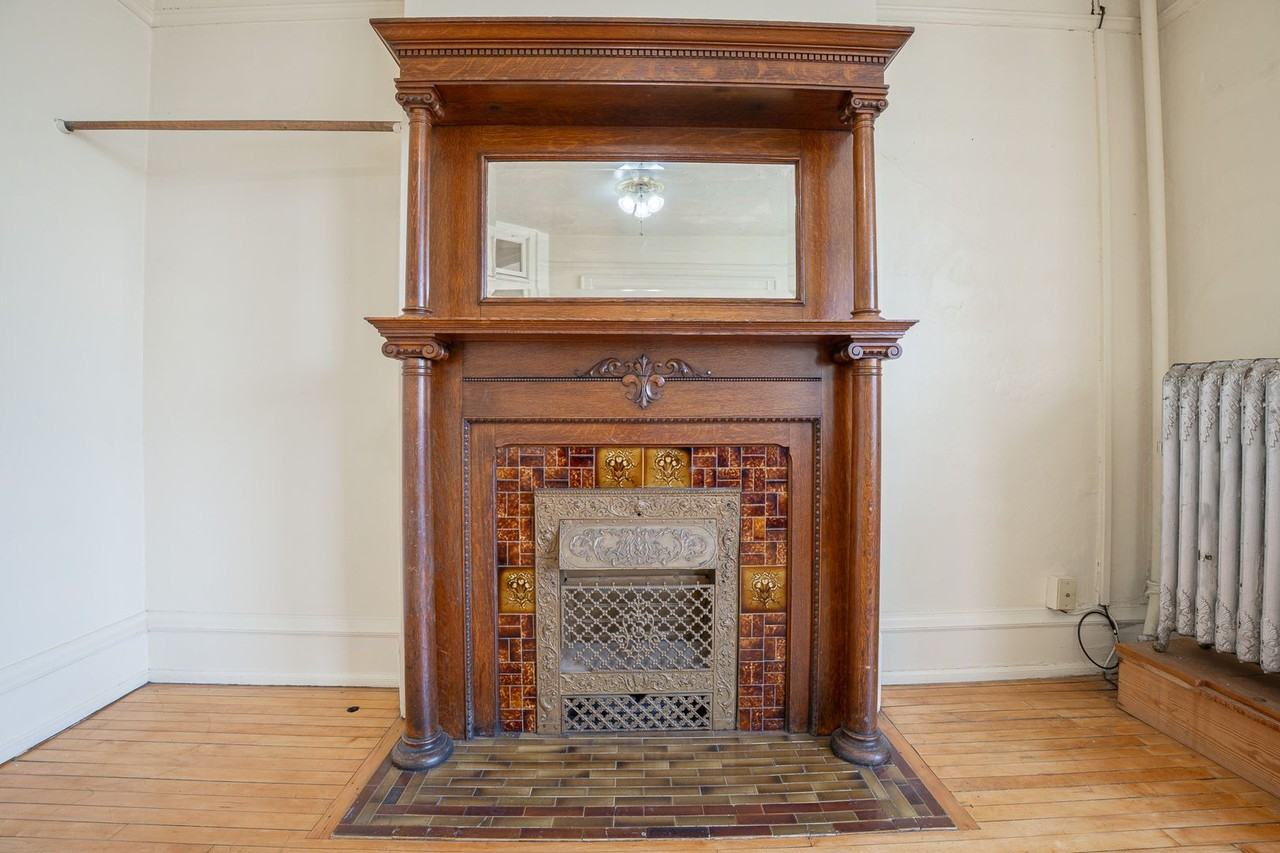 828 N Milwaukee St - Photo 5 of 28