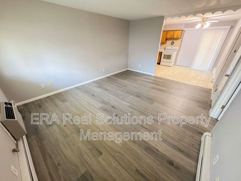 233 Rockaway Ave #2 - Photo 3 of 10