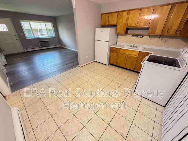 233 Rockaway Ave #2 - Photo 6 of 10