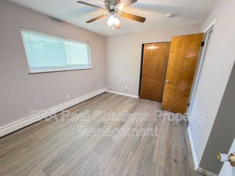 233 Rockaway Ave #2 - Photo 7 of 10
