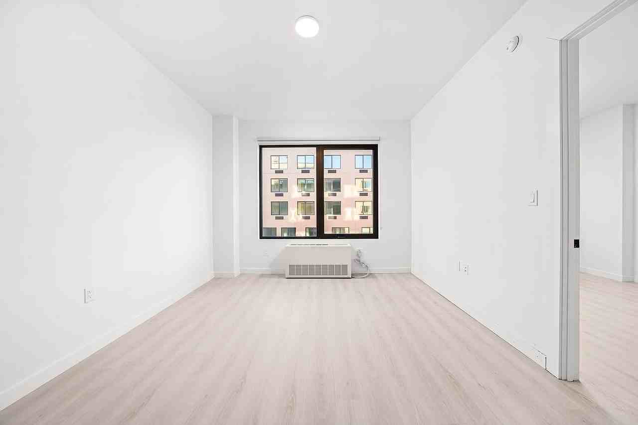 138 Bruckner Blvd #21088 - Photo 4 of 6