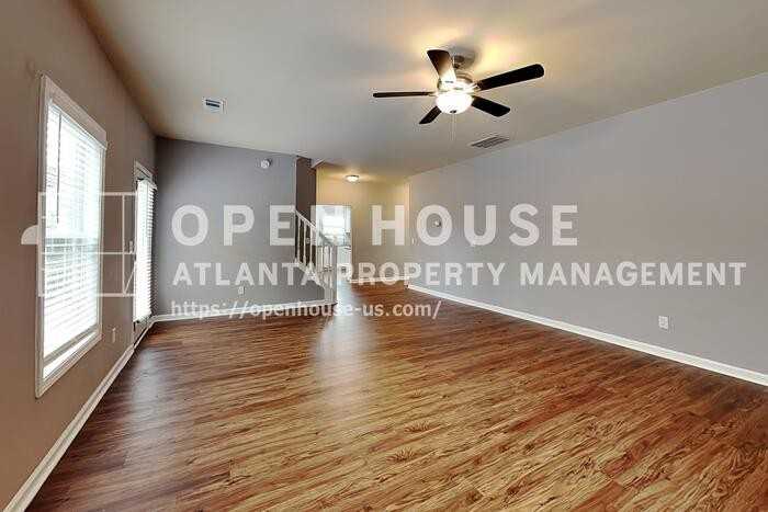 6430 Queensdale Dr - Photo 5 of 20