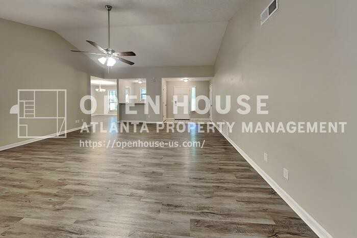 5580 Dorsett Shoals Ln - Photo 5 of 20