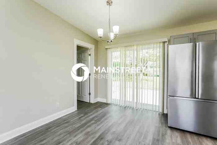 1729 Ne 20th Ter - Photo 6 of 16