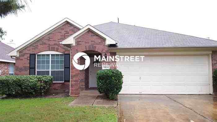 19034 Piney Way Dr - Photo 2 of 20