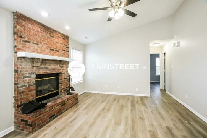 2839 Hazelview Ln - Photo 5 of 16