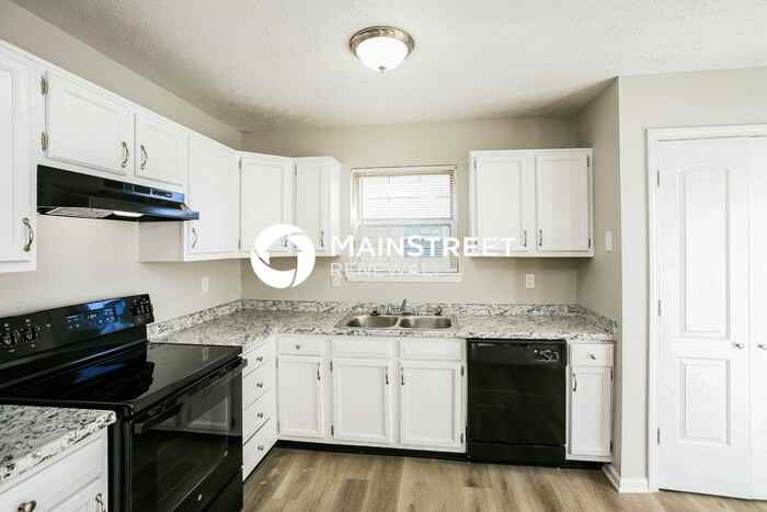 2839 Hazelview Ln - Photo 6 of 16