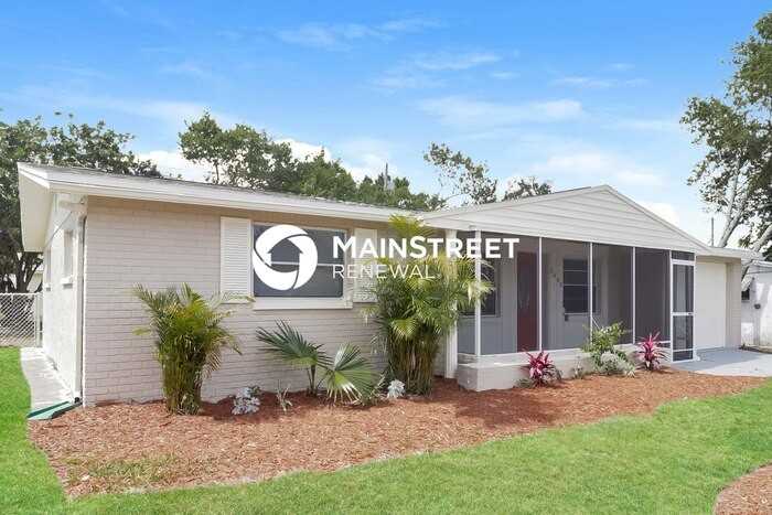 5400 Drift Tide Dr - Photo 3 of 16