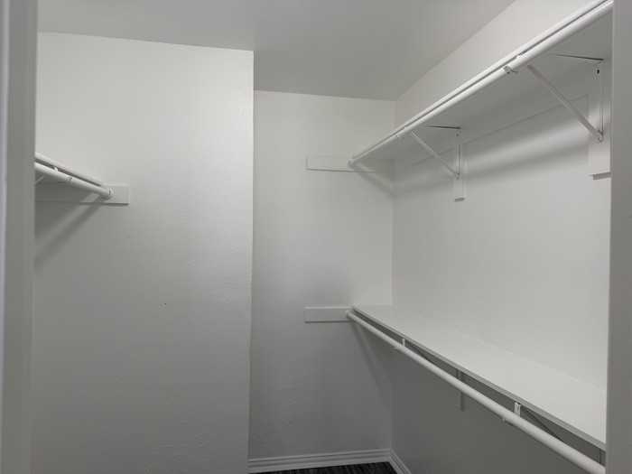 4815 Mexico Ct - Photo 4 of 28