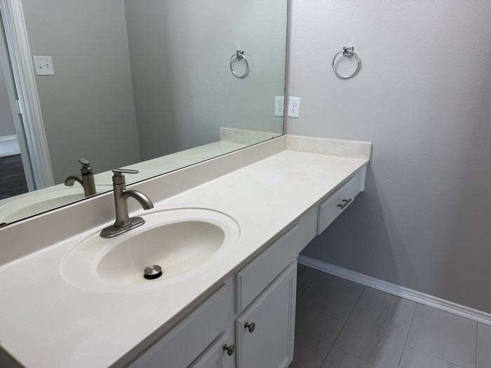 4815 Mexico Ct - Photo 6 of 28
