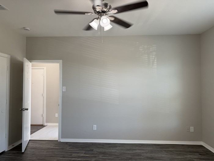 4815 Mexico Ct - Photo 7 of 28