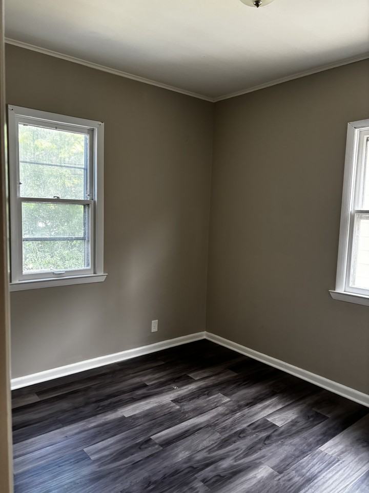 2468 South 6th St. Unit A (Upper) - Photo 7 of 25