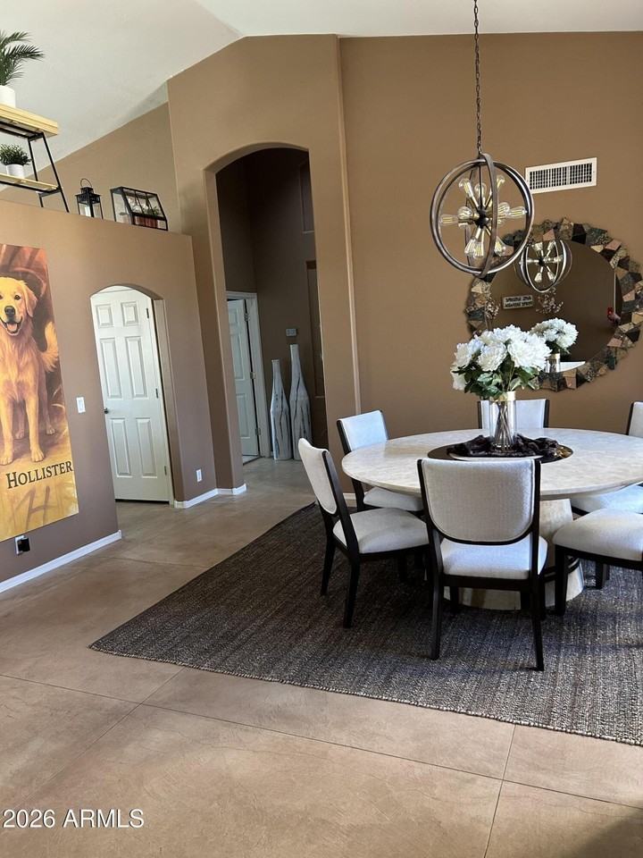 5831 W Park Ave - Photo 3 of 28